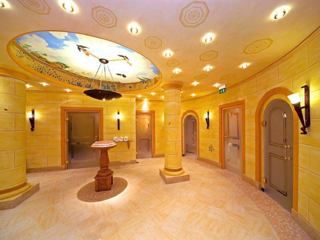 Romantik Hotel Der Adelshof Schwabisch Hall Bagian luar foto