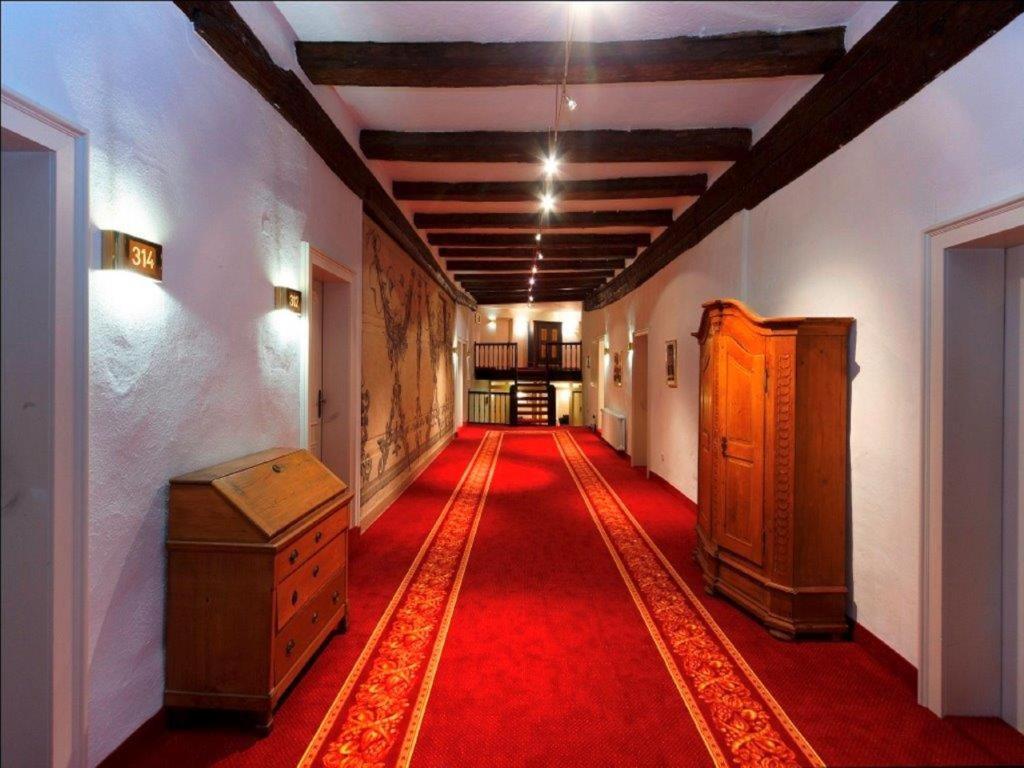 Romantik Hotel Der Adelshof Schwabisch Hall Bagian luar foto