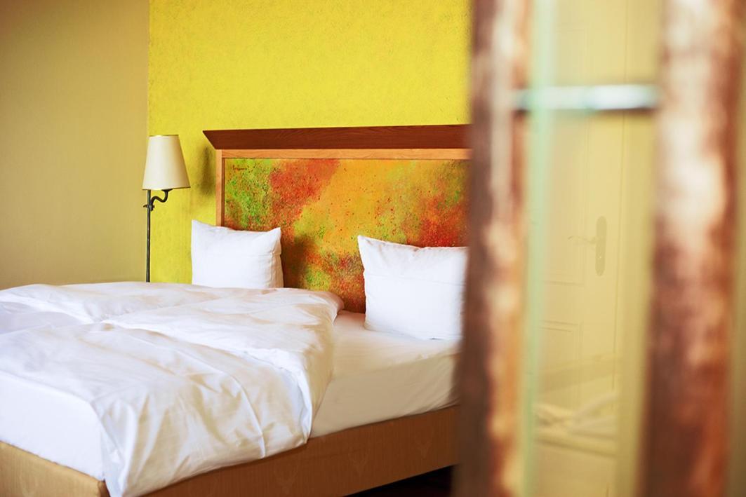 Romantik Hotel Der Adelshof Schwabisch Hall Bagian luar foto