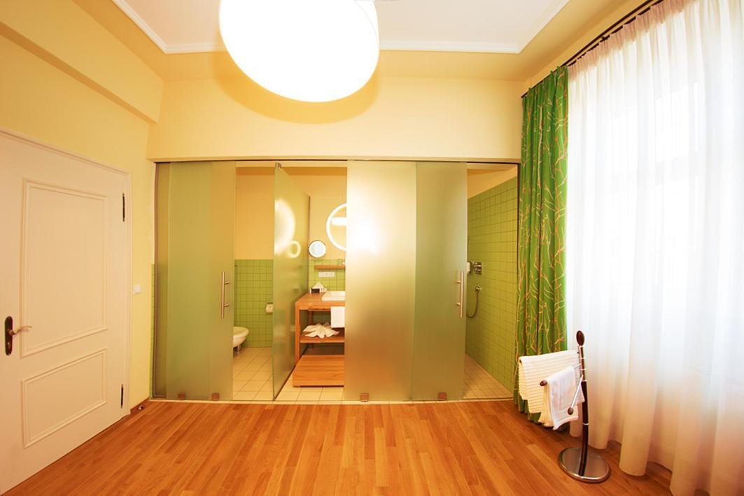 Romantik Hotel Der Adelshof Schwabisch Hall Bagian luar foto